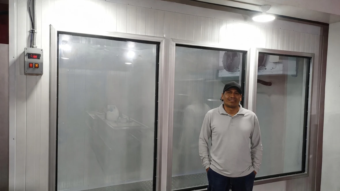 Cámara con doble vidriado hermético fabricada por Kaiser Frío Industrial